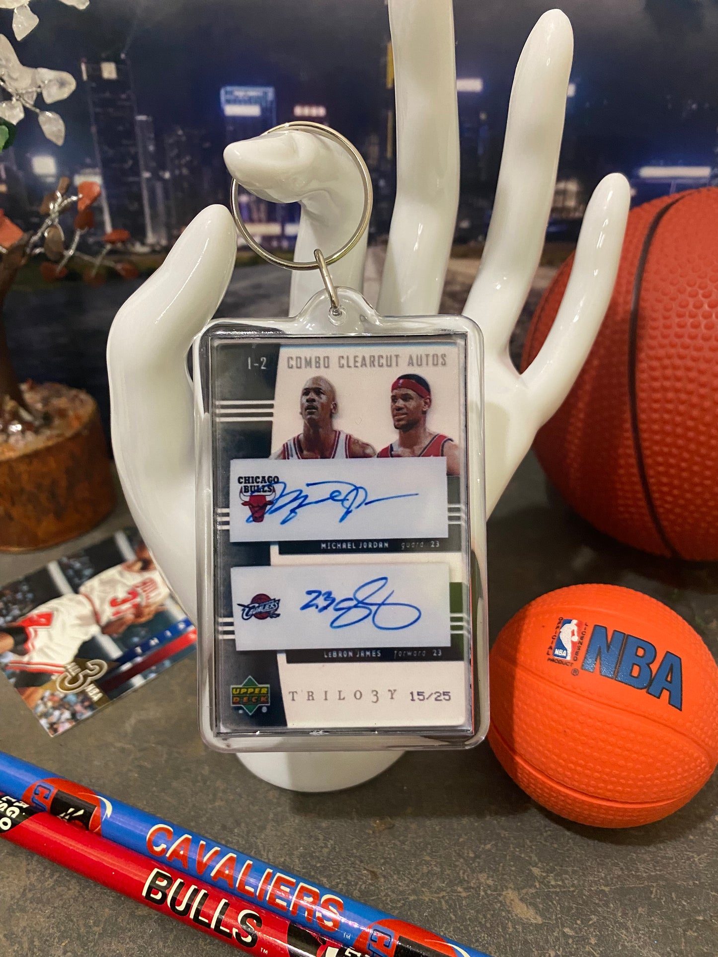 2004 UD Trilogy Jordan and James Combo Keychain