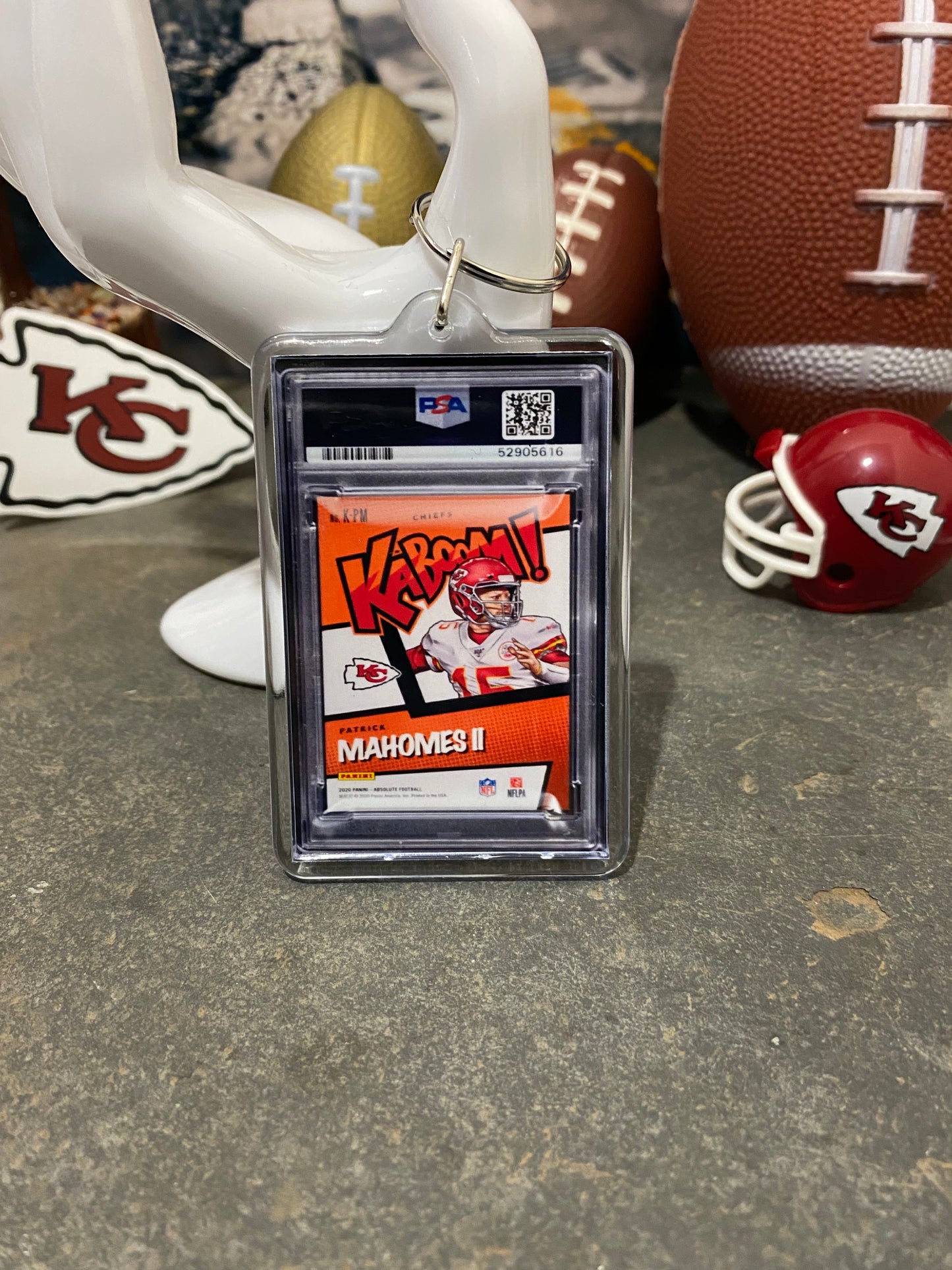 2020 Panini Patrick Mahomes Kaboom! PSA Slab Keychain