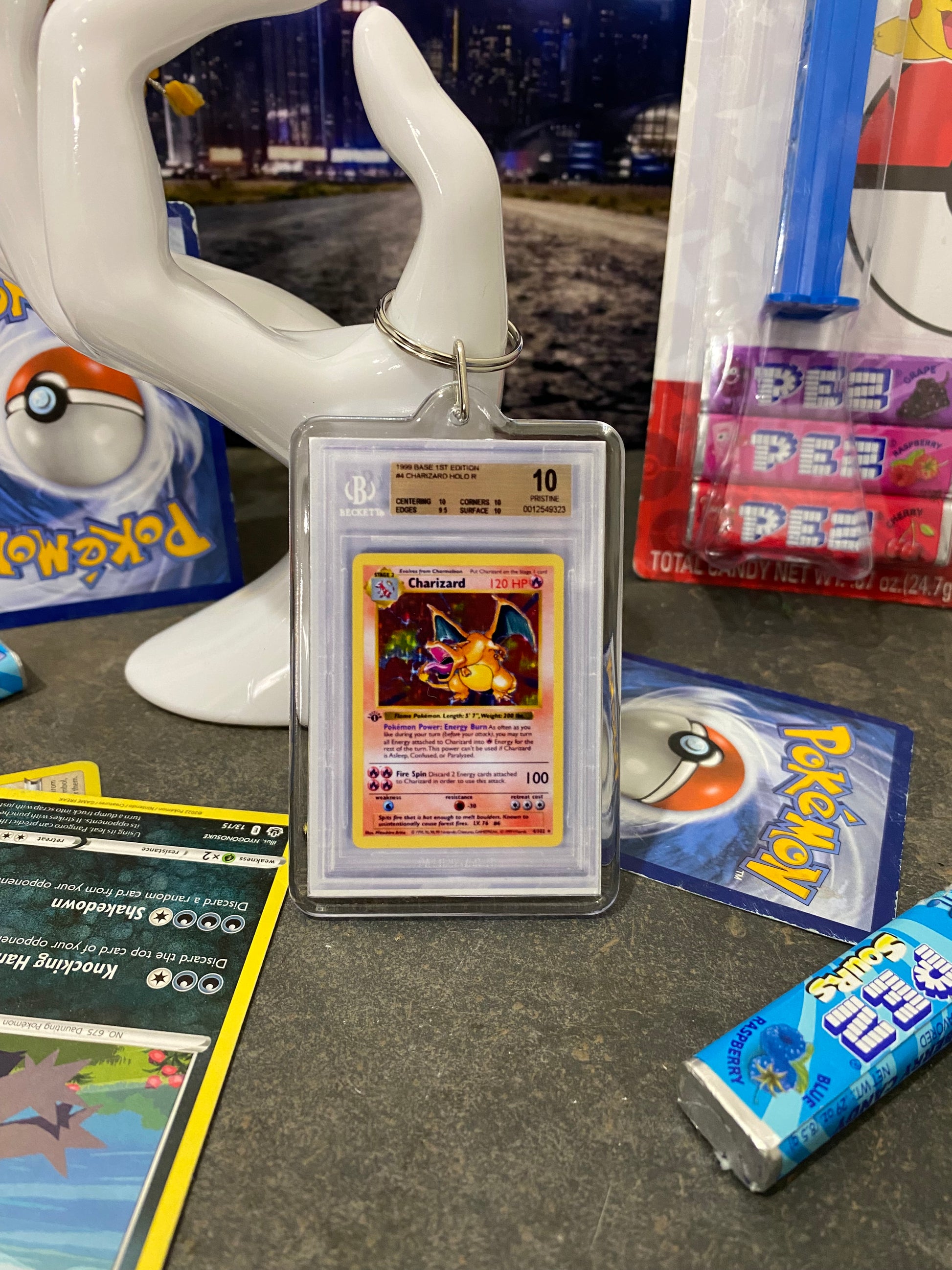 Charizard Shadowless CGC